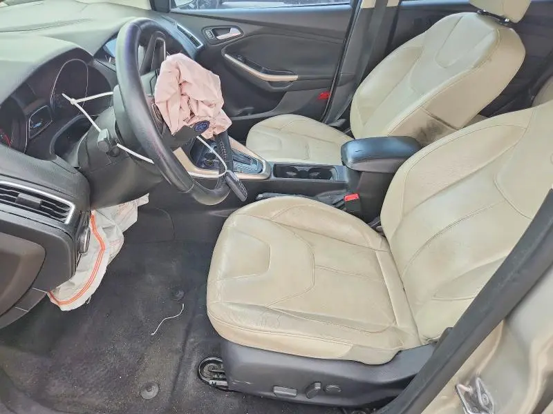 2016 FORD FOCUS TITANIUM  
