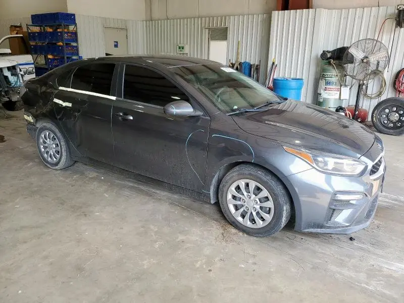 2021 KIA FORTE FE  