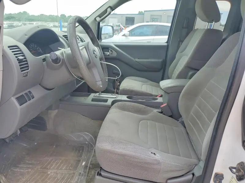 2012 NISSAN FRONTIER S  