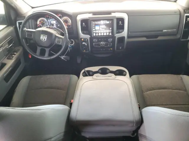 2017 RAM 1500 SLT  