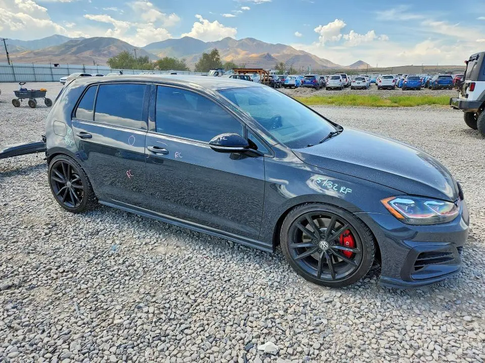 2019 VOLKSWAGEN GTI S  