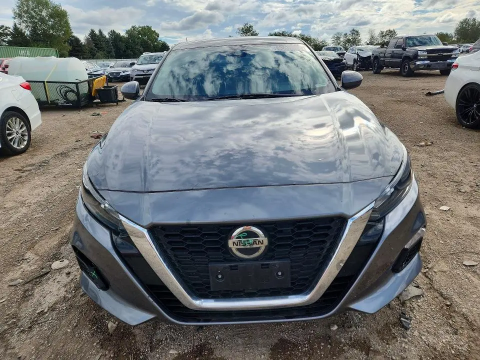 2022 NISSAN ALTIMA S  