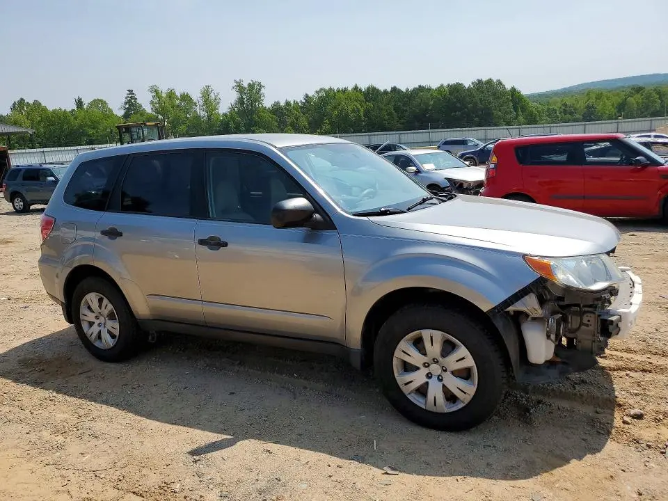 2010 SUBARU FORESTER 2.5X  