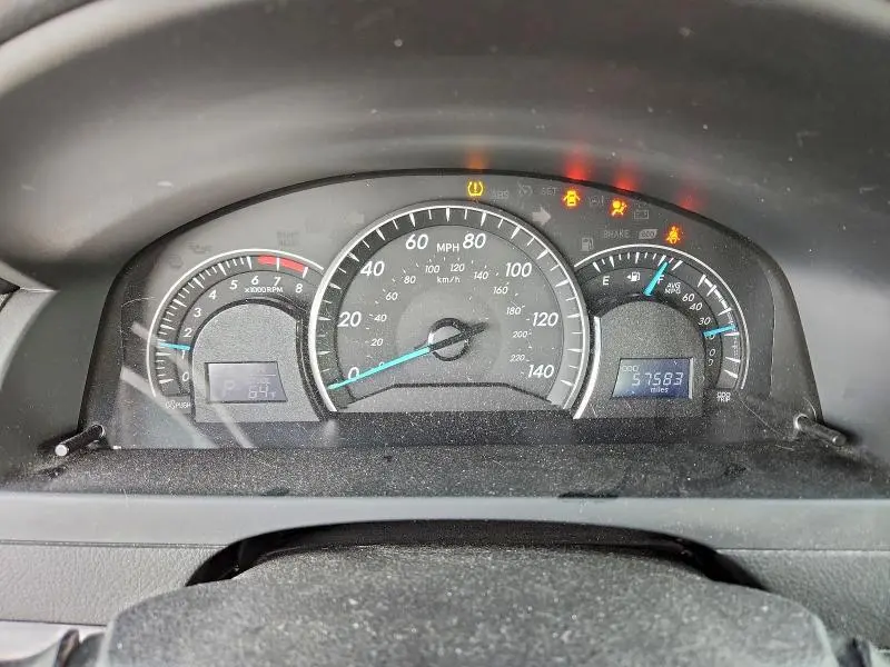 2015 TOYOTA CAMRY LE  