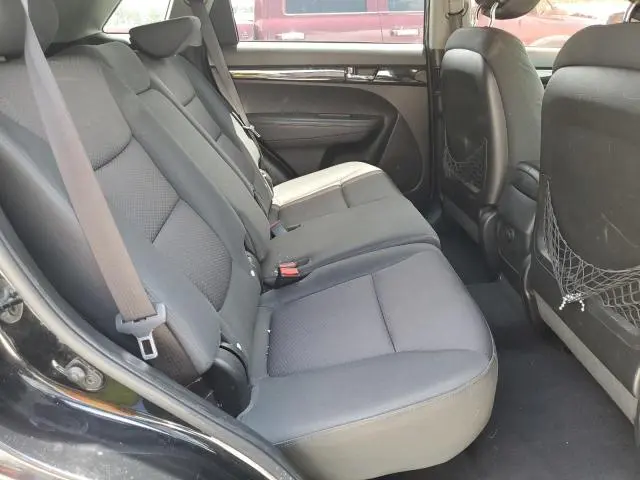 2011 KIA SORENTO BASE
