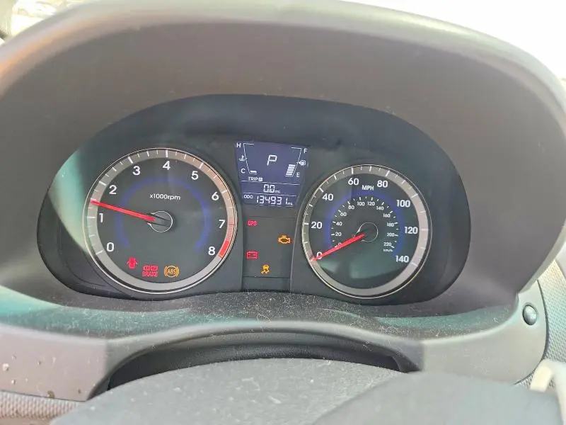 2012 HYUNDAI ACCENT GLS  