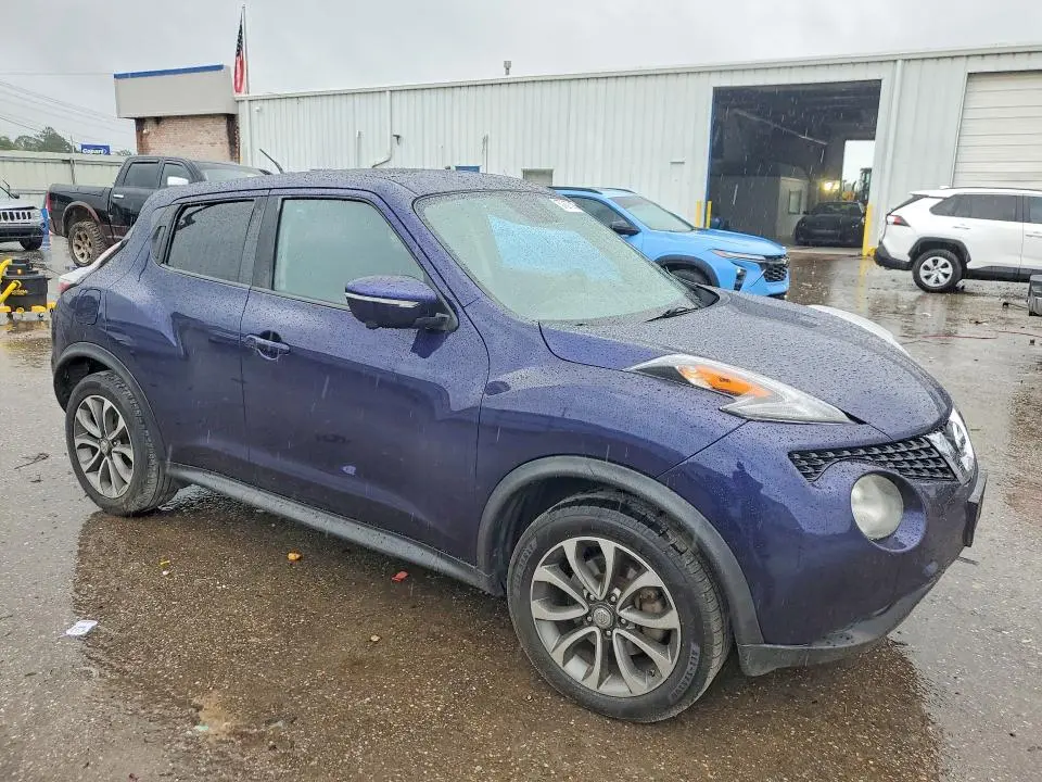 2017 NISSAN JUKE SL  