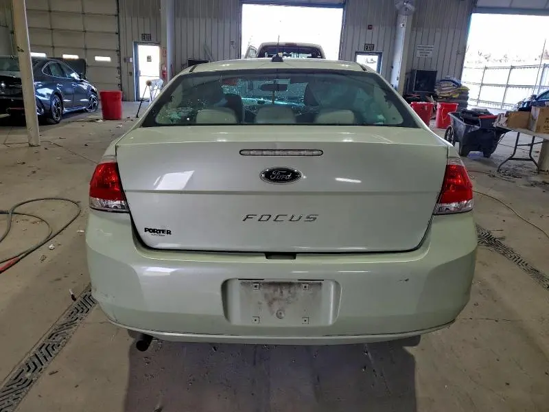 2010 FORD FOCUS S  