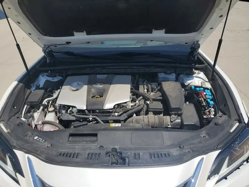 2019 LEXUS ES 300H  
