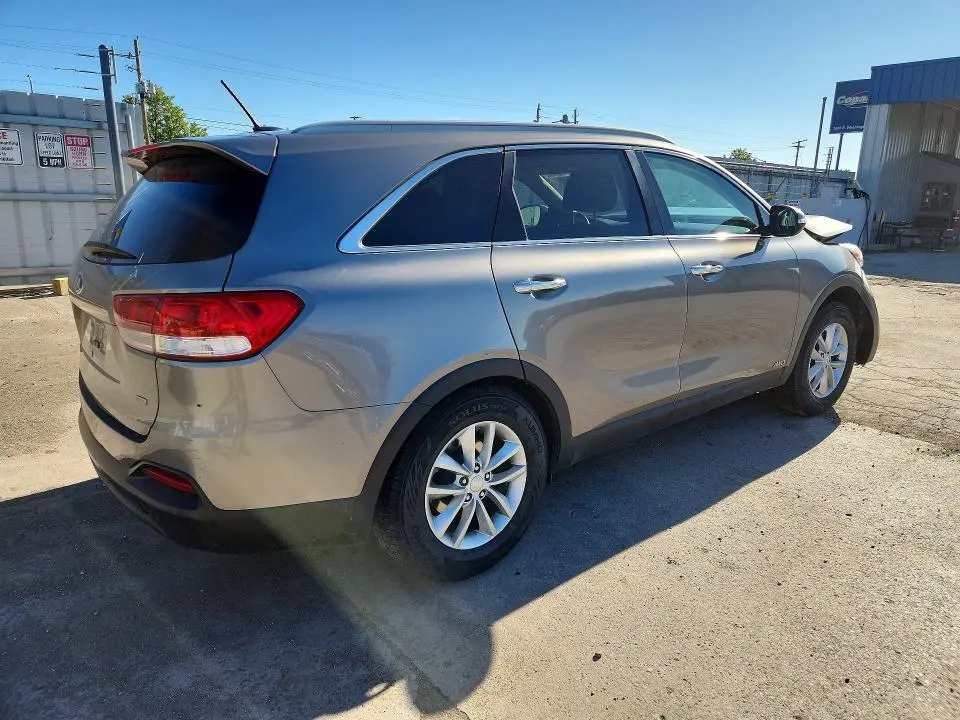 2016 KIA SORENTO LX  