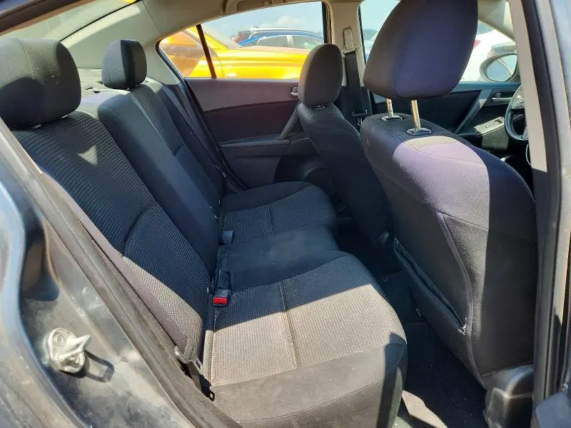 2012 MAZDA 3 I  