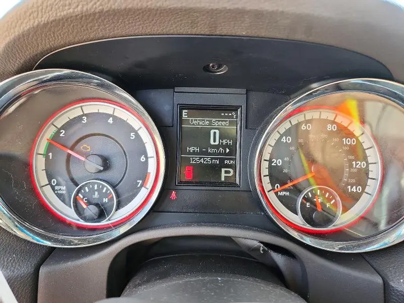 2013 DODGE DURANGO SXT  