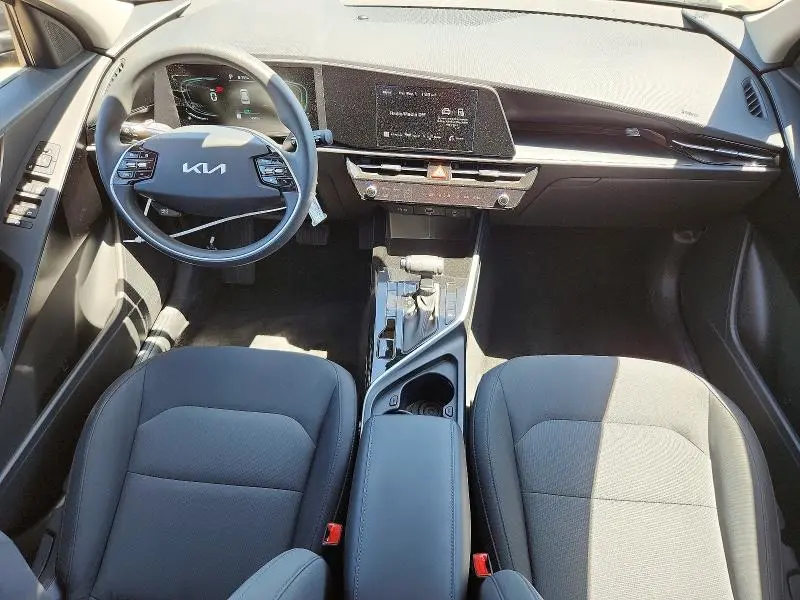 2026 KIA NIRO LX  