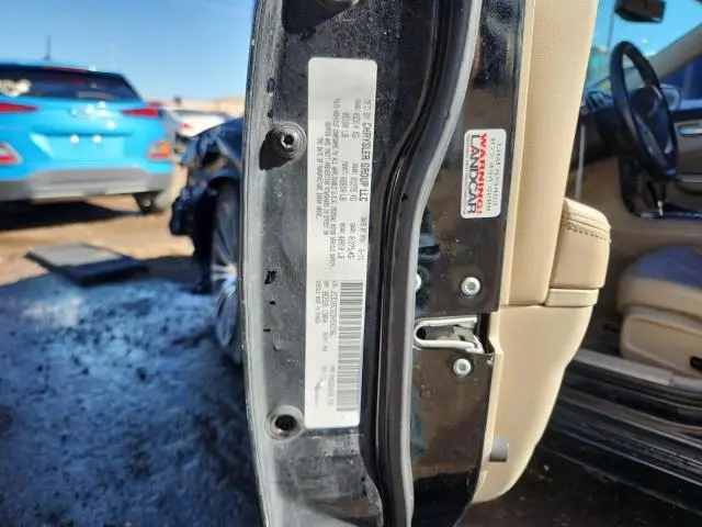 2011 CHRYSLER 300 LIMITED  