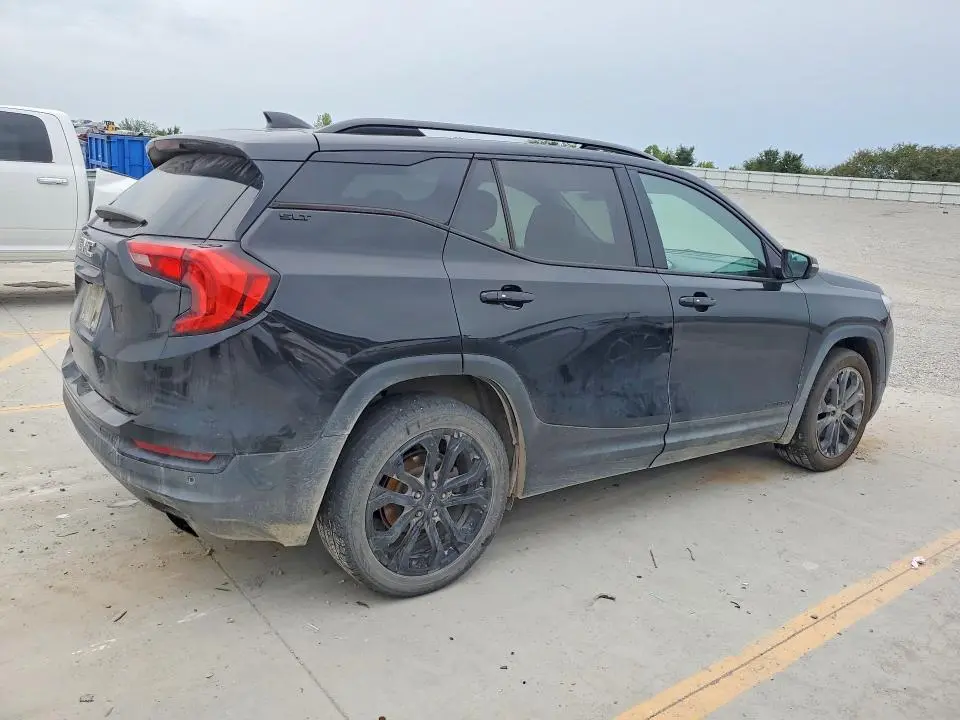 2019 GMC TERRAIN SLT  