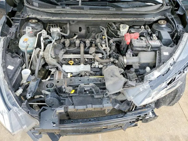 2021 NISSAN KICKS S  