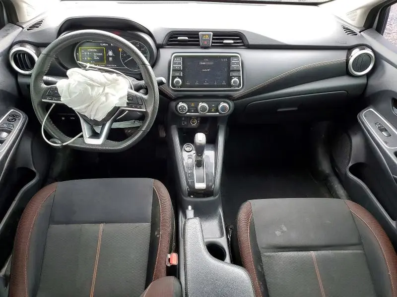 2021 NISSAN VERSA SR  