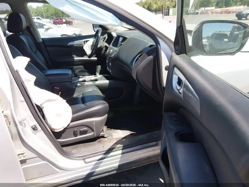 2017 NISSAN PATHFINDER SL