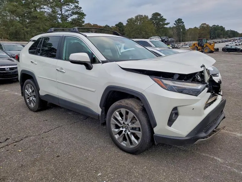 2022 TOYOTA RAV4 LIMITED  