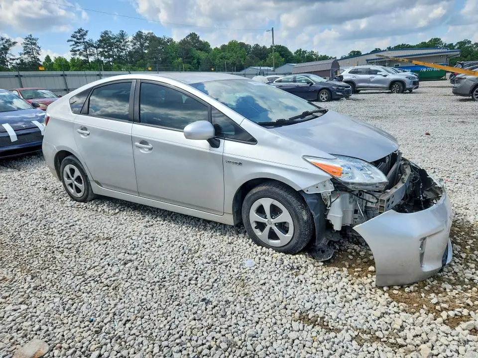 2015 TOYOTA PRIUS TWO  