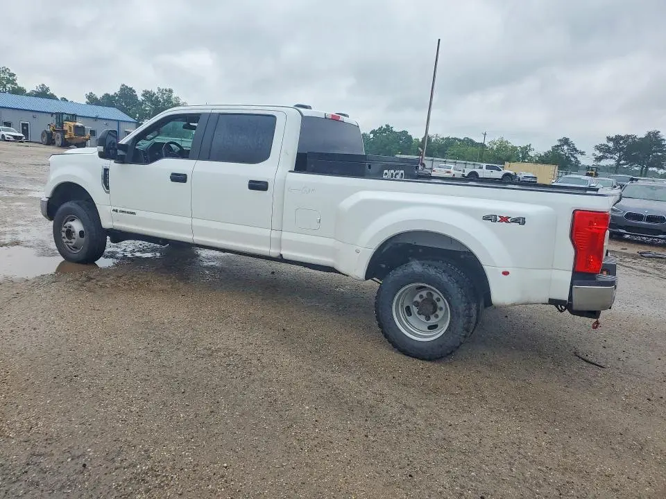 2022 FORD F350 SUPER DUTY  