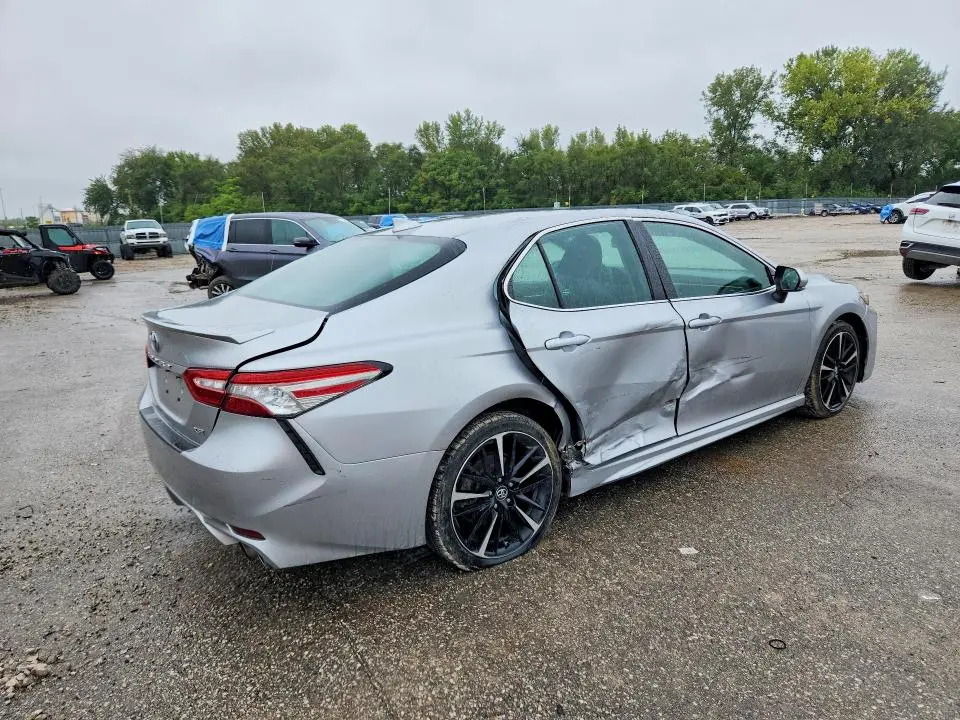 2019 TOYOTA CAMRY XSE  