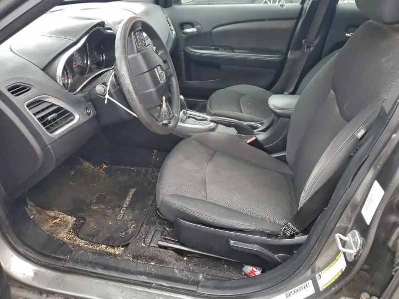 2013 DODGE AVENGER SE  