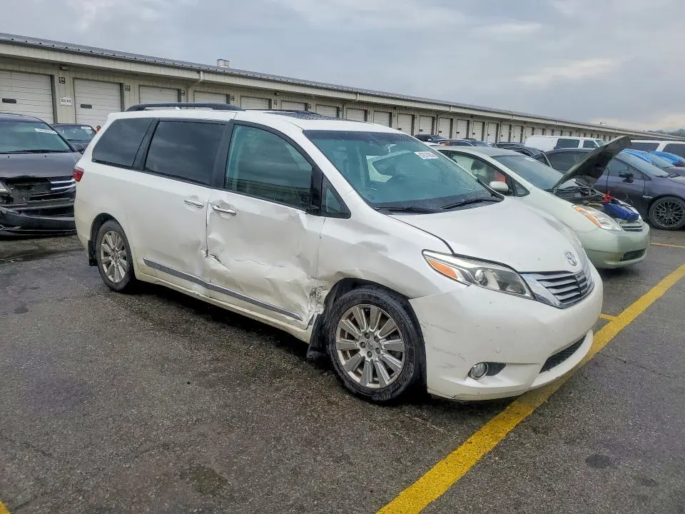 2017 TOYOTA SIENNA LIMITED PREMIUM 7-PASSENGER  