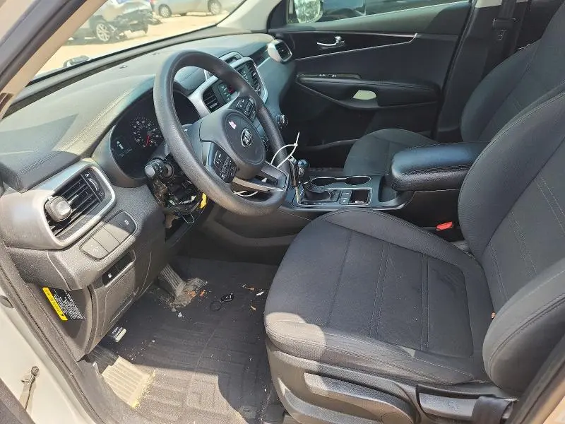 2016 KIA SORENTO L  