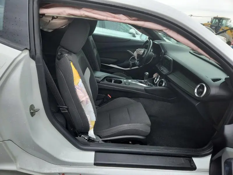 2016 CHEVROLET CAMARO LT  
