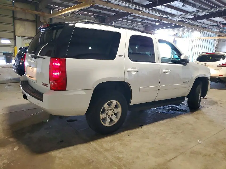 2011 GMC YUKON SLT  