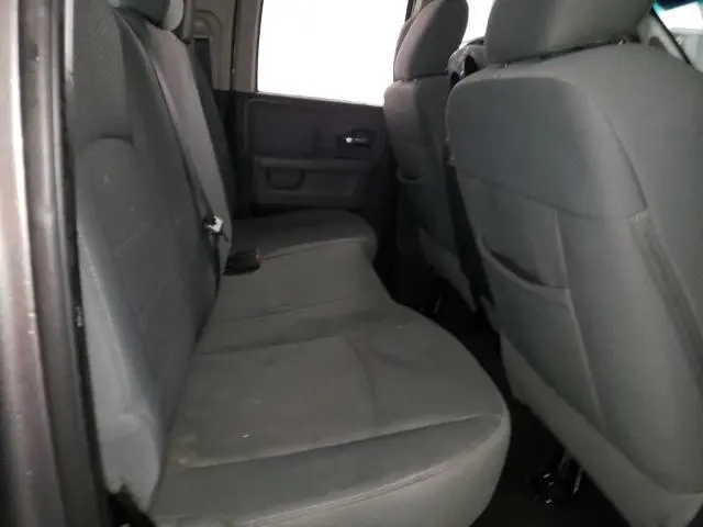 2013 RAM 1500 SLT  