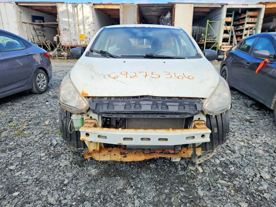 2015 MITSUBISHI MIRAGE DE  