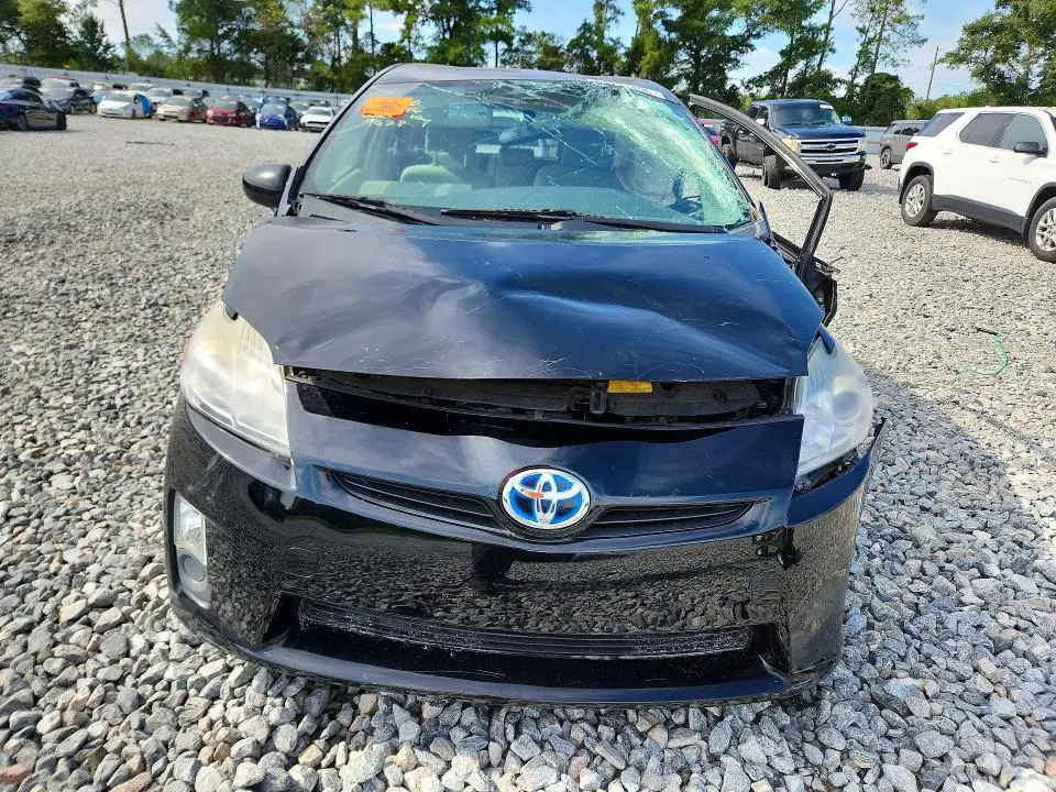 2010 TOYOTA PRIUS II  