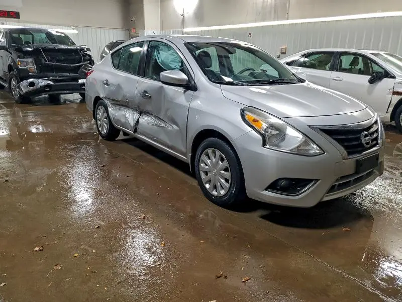 2016 NISSAN VERSA S  