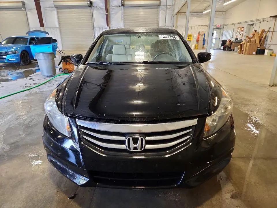 2012 HONDA ACCORD LX  