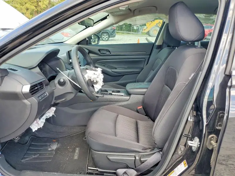 2024 NISSAN ALTIMA S  