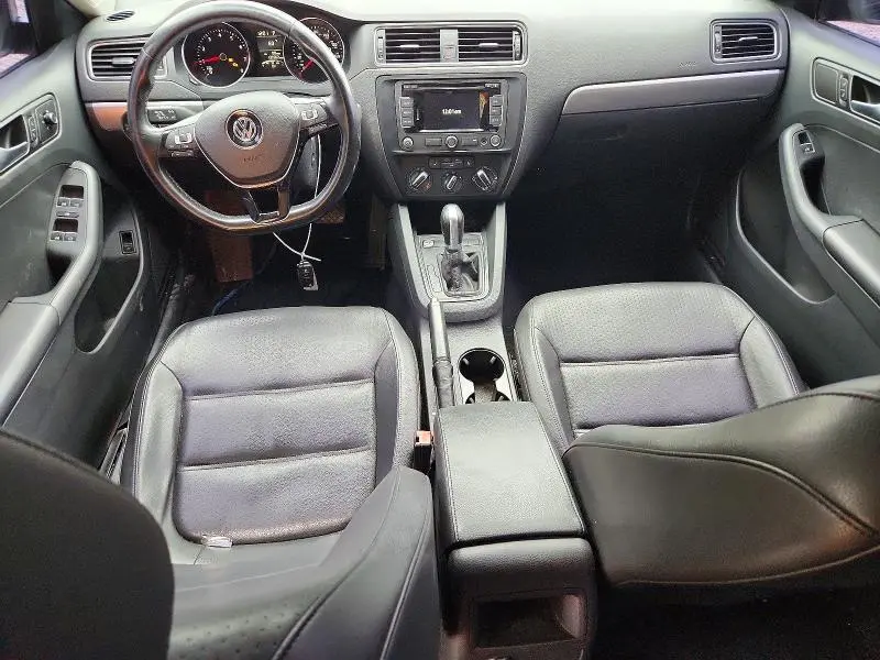 2015 VOLKSWAGEN JETTA SE  