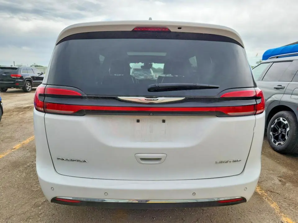 2022 CHRYSLER PACIFICA   
