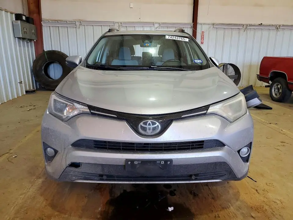 2018 TOYOTA RAV4   