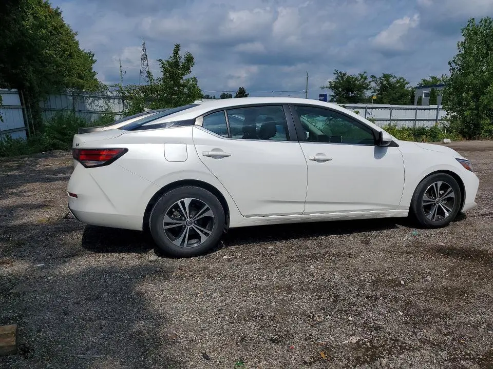 2022 NISSAN SENTRA SV  