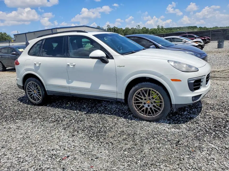 2017 PORSCHE CAYENNE SE HYBRID PLATINUM  
