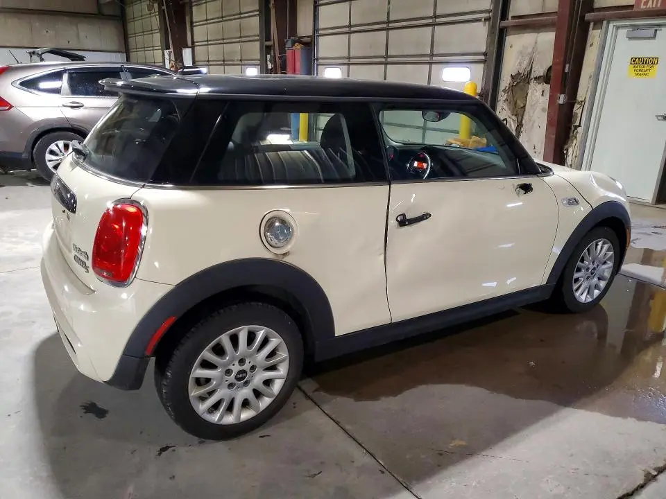 2015 MINI COOPER S  