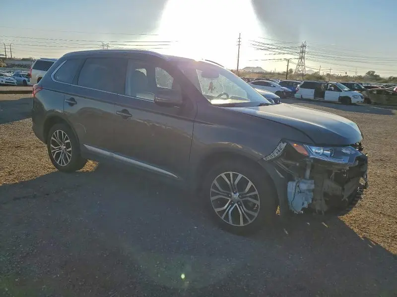 2017 MITSUBISHI OUTLANDER SE  