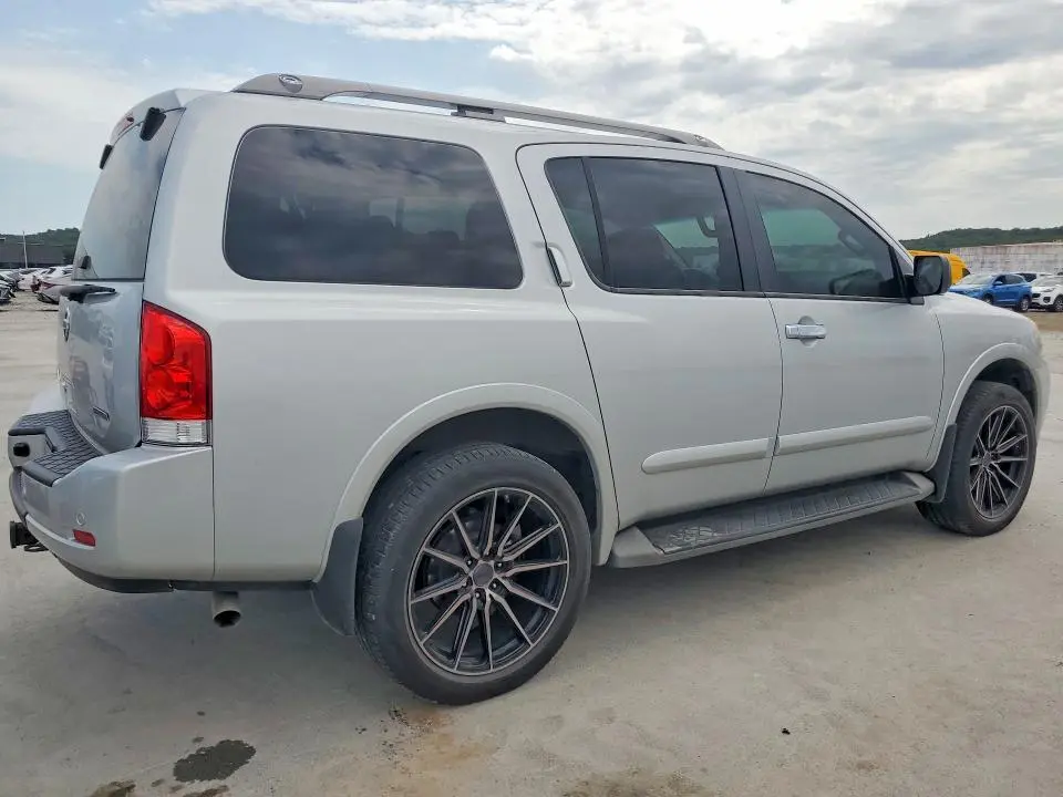 2015 NISSAN ARMADA SV  