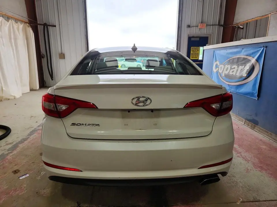 2016 HYUNDAI SONATA SE  