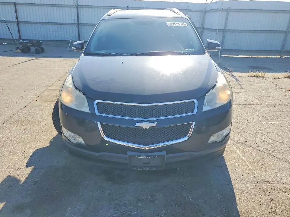 2011 CHEVROLET TRAVERSE LT  