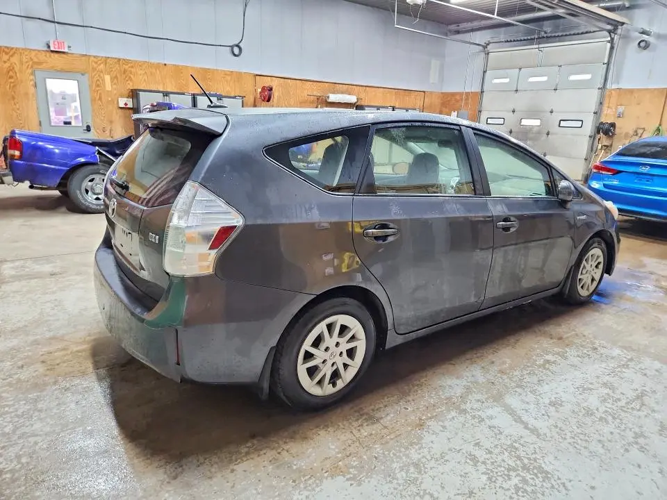 2012 TOYOTA PRIUS V THREE  