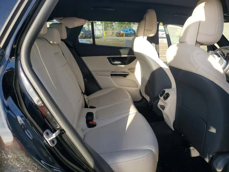 2024 MERCEDES-BENZ GLC 300 4MATIC  