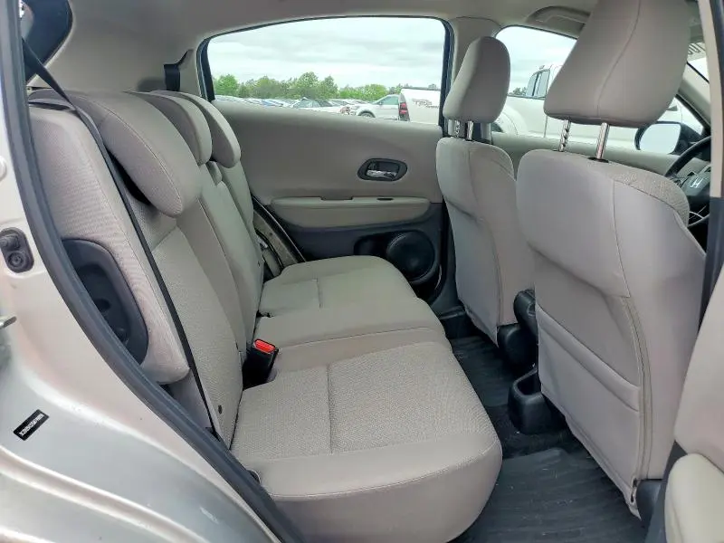 2016 HONDA HR-V LX  